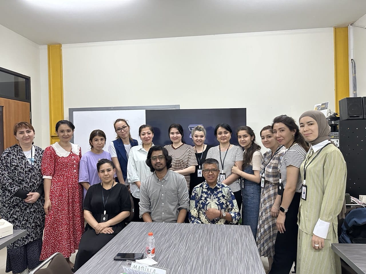 Fakultas Sastra dan Budaya Mengikuti Kegiatan Pengajaran BIPA kepada Dosen World Language University Fakultas Sastra dan Budaya Mengikuti Kegiatan Pengajaran BIPA kepada Dosen World Language University