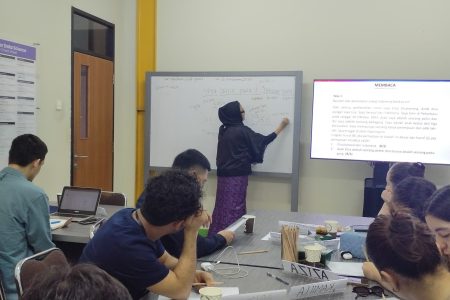 Fakultas Sastra dan Budaya mengikuti Kegiatan Pengajaran BIPA kepada Dosen Silk Road International University Fakultas Sastra dan Budaya mengikuti Kegiatan Pengajaran BIPA kepada Dosen Silk Road International University